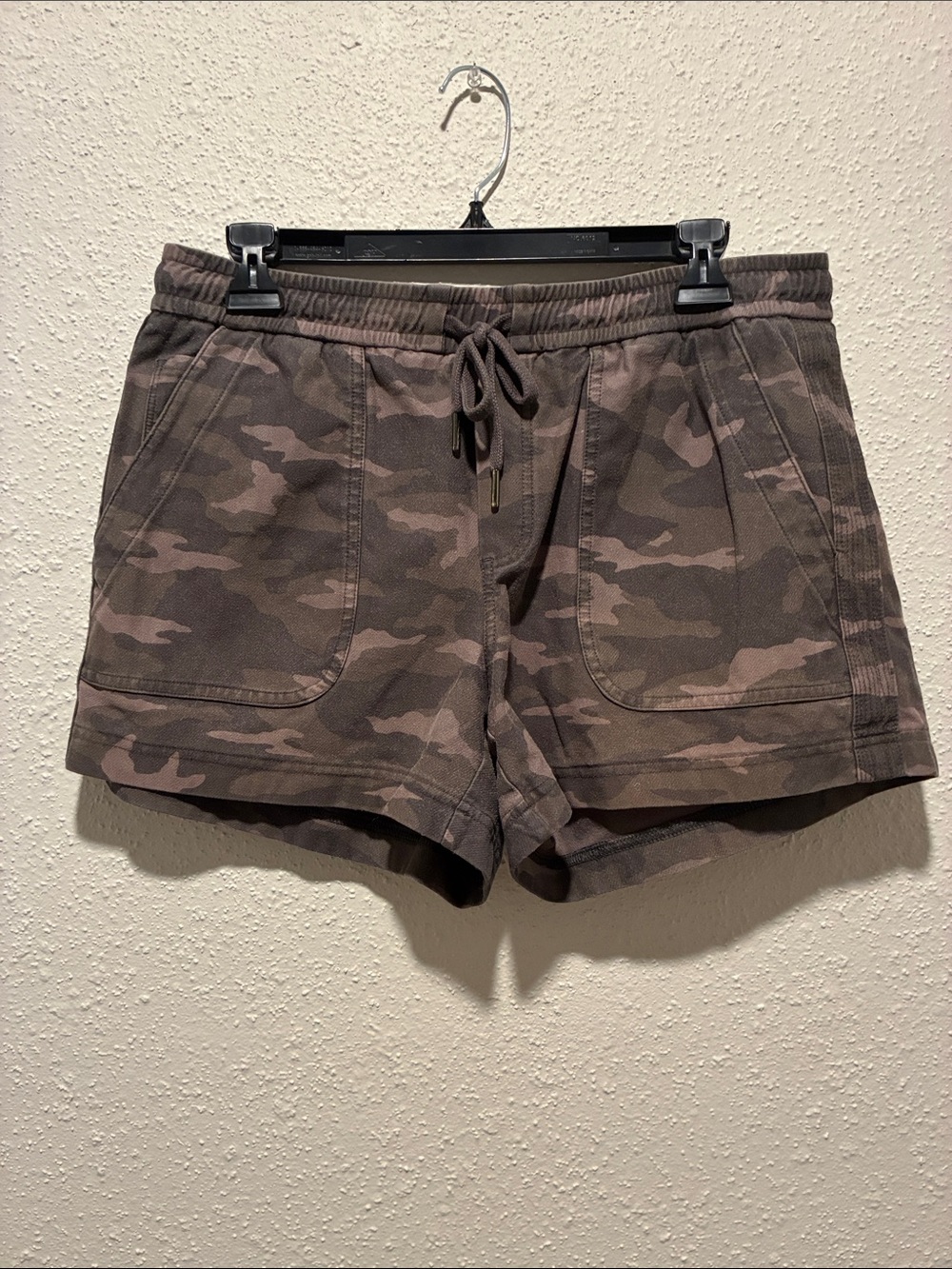 Athleta Olive Camo Drawcord Athletic Shorts